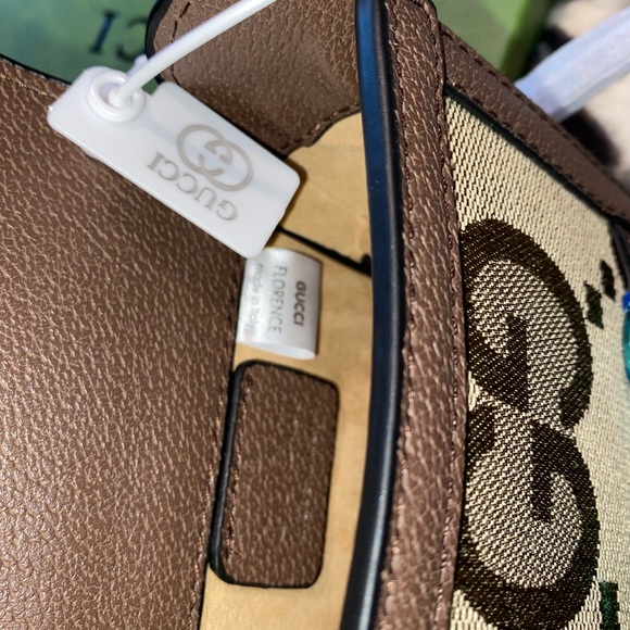 Wallet - Picture 4 of 5